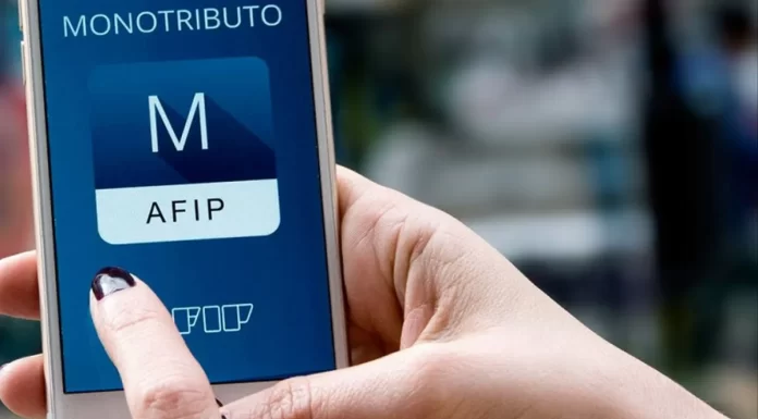 Monotributo: cuándo puede la AFIP recategorizarte sin aviso