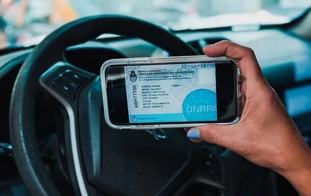 Chau cédula azul: con qué documentos se debe circular ahora para evitar multas