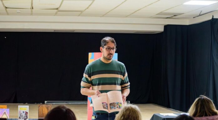 La Editora Cultural Tierra del Fuego entregó libros a 135 bibliotecas populares y escolares de la provincia