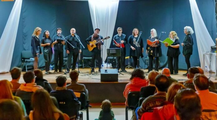 Los Coros “Corresponsales del Barrio” y “Anan” deleitaron a los riograndenses