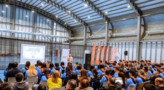 Juegos Binacionales de la Araucanía: Se presentaron los seleccionados fueguinos con nueva indumentaria