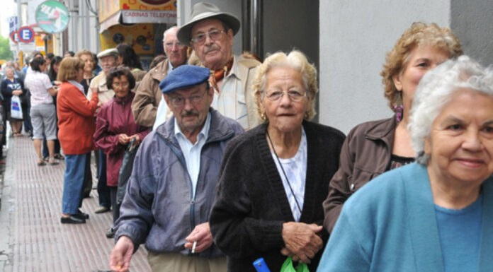 Jubilaciones y asignaciones: Milei confirma aumentos hasta fin de año