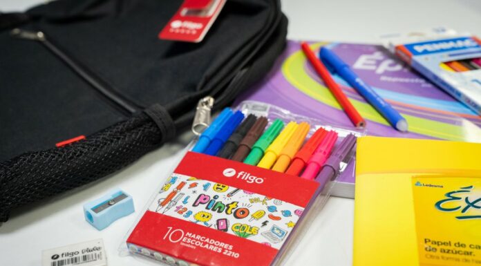 Precio bajo incluye artículos escolares para el inicio de clases