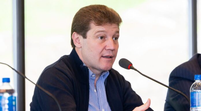 Melella mantiene alta imagen positiva y se ubica entre los gobernadores mejor valorados