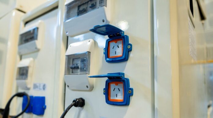 El Gobierno Provincial incorporó 20 nuevas fuentes de energía para familias electrodependientes