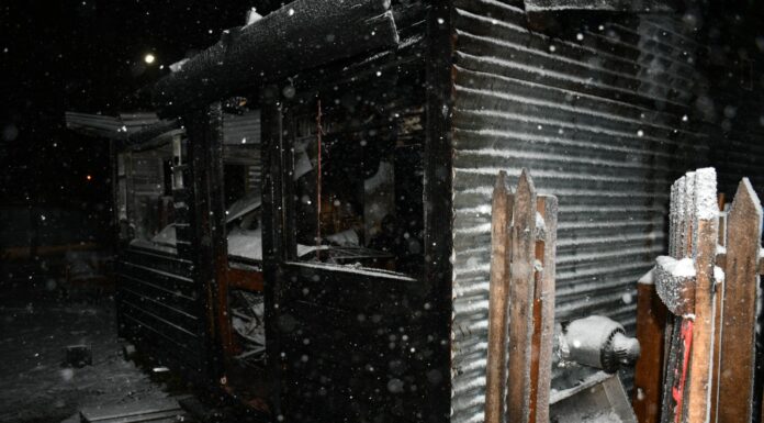 Incendio en un local comercial de Tolhuin: no hubo heridos