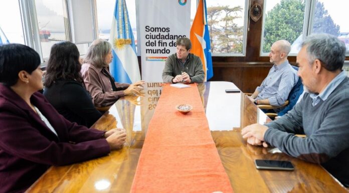 Ricci respaldó a Melella y pidió unidad para defender el trabajo y las universidades