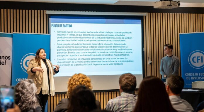 Provincia y CFI sellan acuerdo para capacitar al personal estatal y potenciar el desarrollo territorial