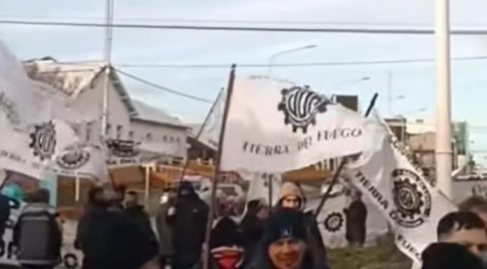 Trabajadores metalúrgicos de Río Grande se sumaron a la jornada nacional en respaldo a Cristina Kirchner