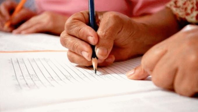 Abren inscripciones para el programa «Titularte 2025» que permite finalizar el secundario para adultos