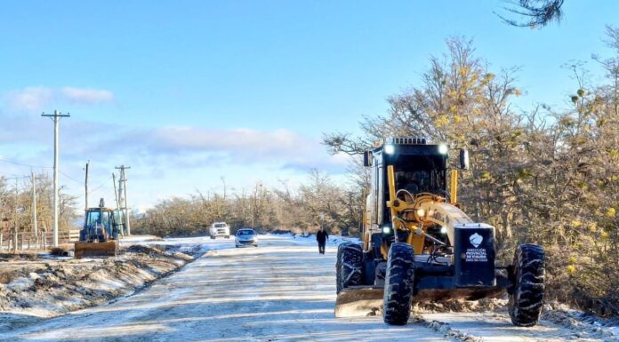 Trabajo intensivo en Ruta Provincial N°1 para garantizar la Seguridad Vial en Tolhuin