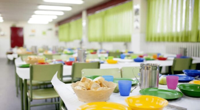 Módulos alimentarios para estudiantes durante el receso invernal