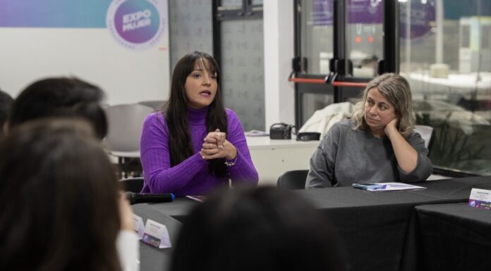 Victoria Vuoto impulsa talleres de escucha activa con adolescentes para abordar la salud mental