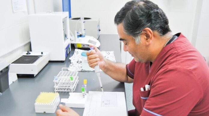 El laboratorio del Centro Infanto Juvenil de Río Grande consolida su servicio con más de 100 mil análisis realizados