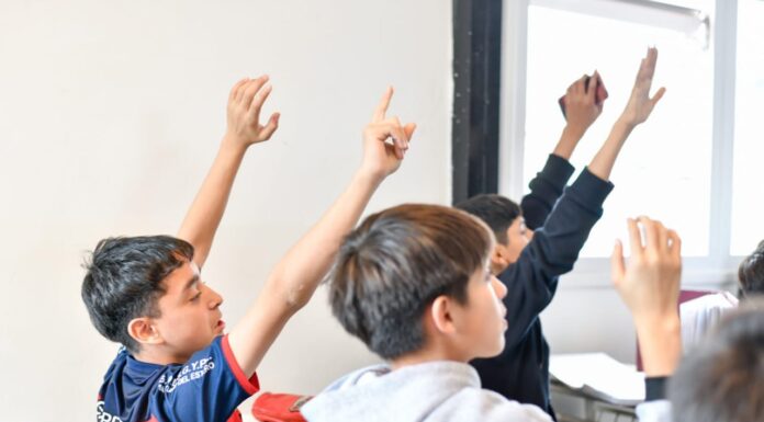 Pre- inscripciones a 1° año del secundario Ciclo Lectivo 2026 para hermanos, hermanas y/o convivientes