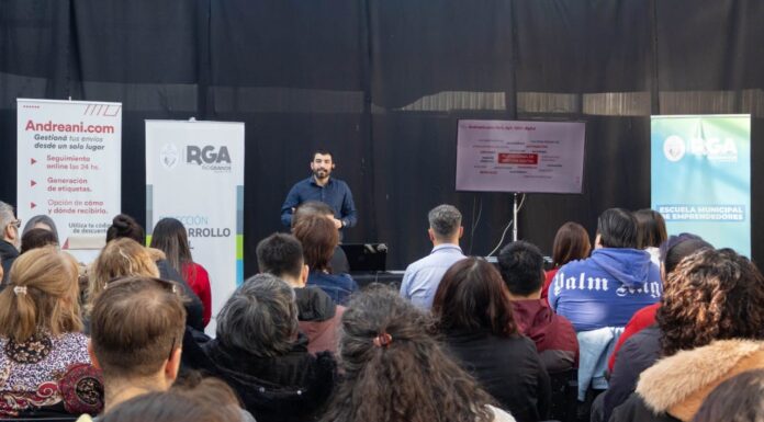 Municipio y Andreani sellan convenio para fortalecer a emprendedores locales