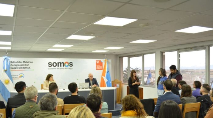 Presentan resultados sobre captura de carbono en bosques y turberas fueguinas