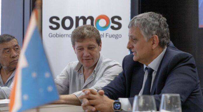 “El acuerdo con YPF es un paso fundamental para la soberanía energética y el desarrollo provincial”