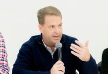 «El sector privado no puede esperar más», dijo Von Der Thusen