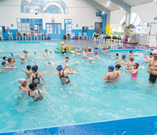 Este verano 2026 se vive en el Natatorio Municipal Eva Perón