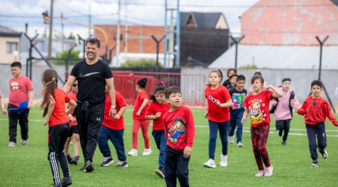 El verano se vive con más deporte, juegos y encuentro comunitario