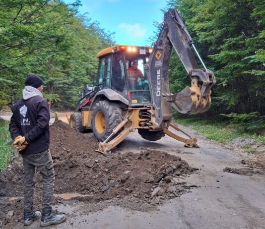 Vialidad provincial avanza con mejoras en el acceso al mirador Cerro Jeujepen