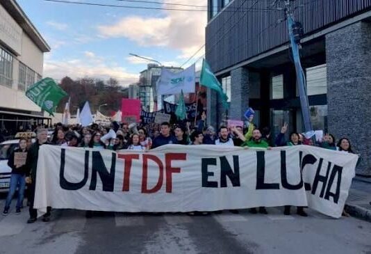 Docentes universitarios inician una semana de paro y anticipan nuevas medidas durante el semestre