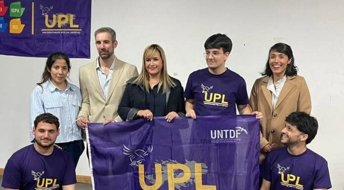 UPL realizó la promera charla en la UNTDF y propone ampliar el debate académico