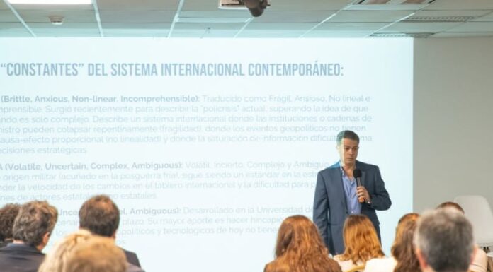 Claves geopolíticas del Atlántico Sur: formación estratégica para equipos técnicos