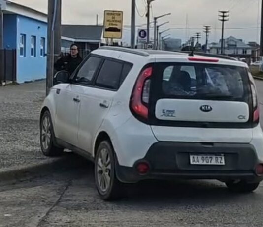 Choque en Mosconi y Piedrabuena dejó una conductora hospitalizada