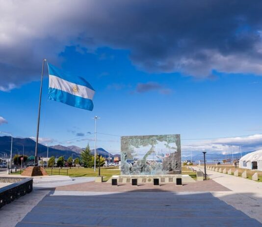 Denuncia internacional por el proyecto petrolero en Malvinas