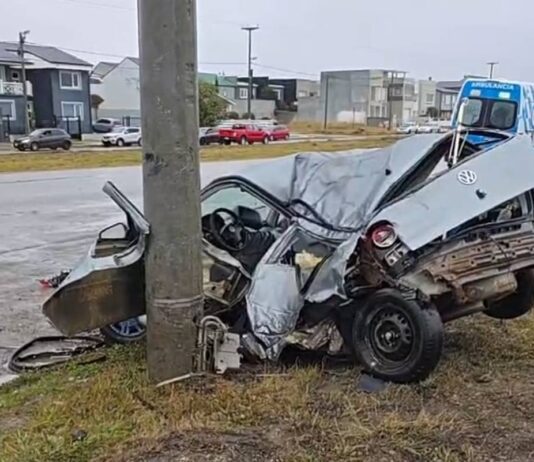 Tragedia en Ruta 3: un joven murió tras un violento choque contra una columna