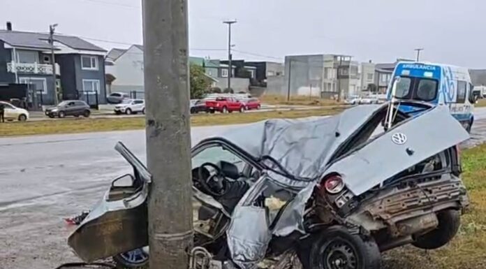 Tragedia en Ruta 3: un joven murió tras un violento choque contra una columna
