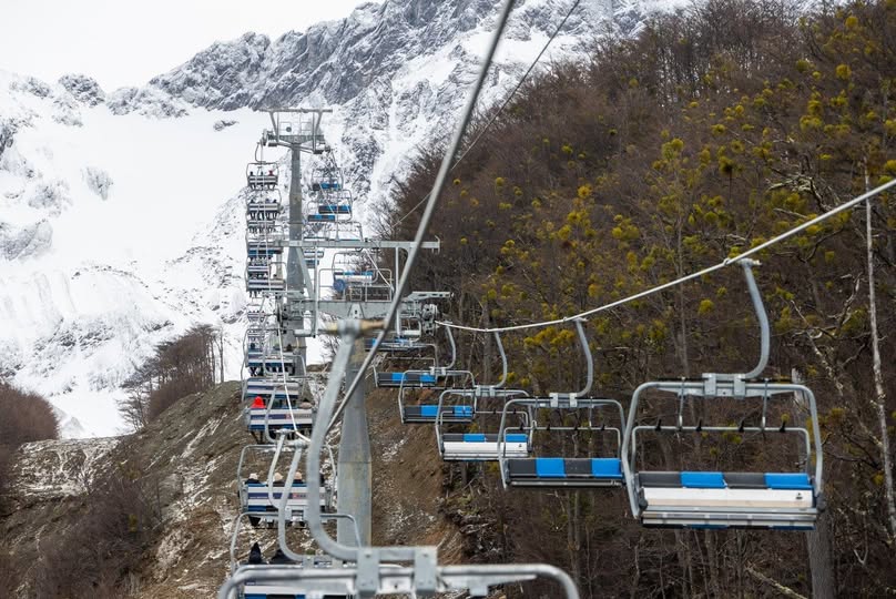 El Cerro Martial incorpora una nueva aerosilla y amplía su oferta turística durante todo el año